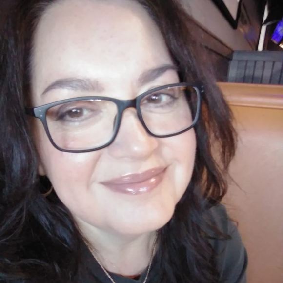 Meet your Posher, Dayle - Picture 1 of 1